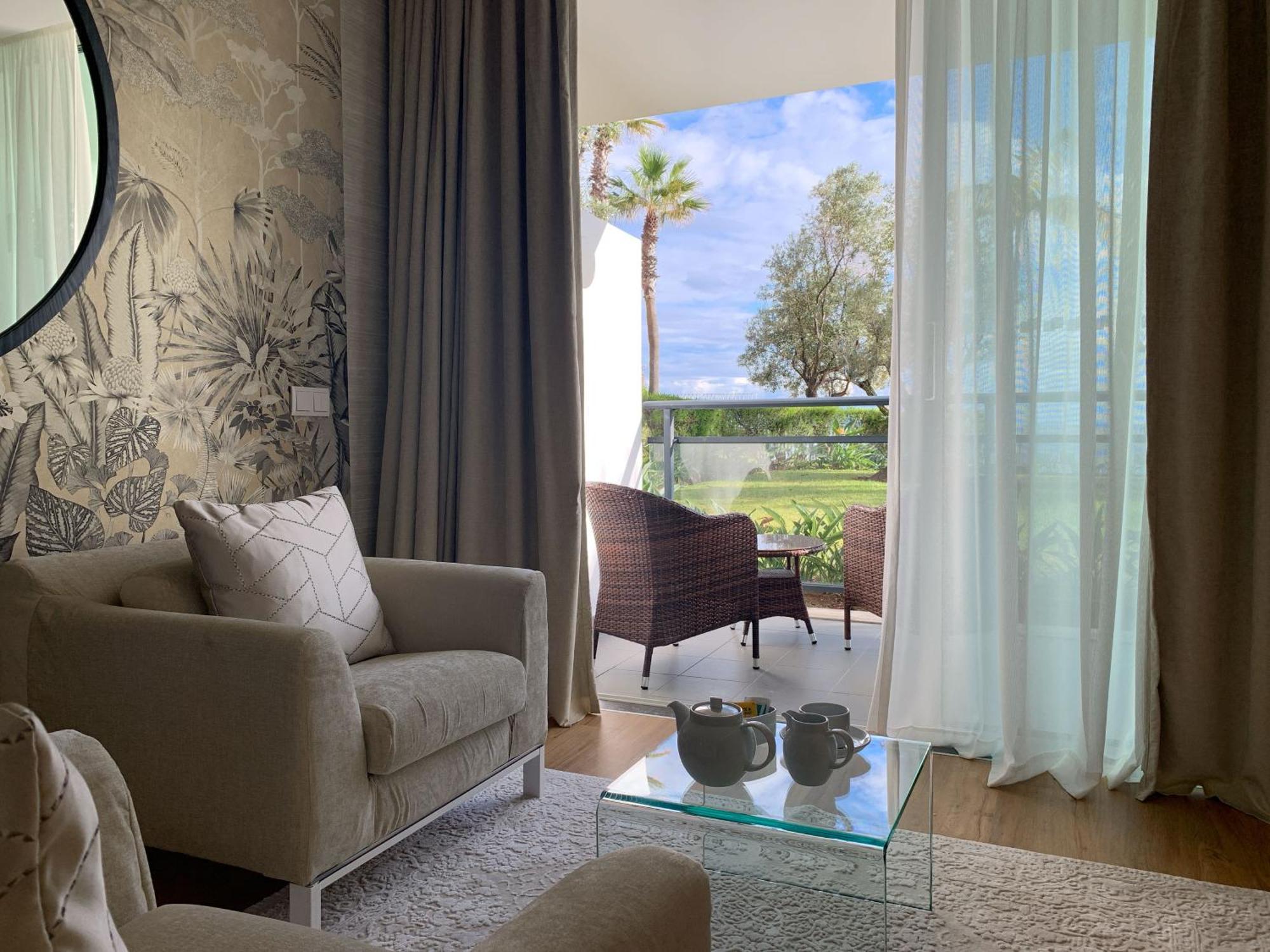 Hotel Vidamar Madeira - Dine Around Half Board 5*